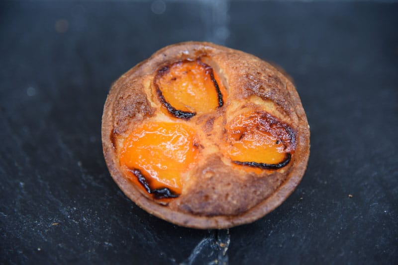 photo d'une tartelette amande abricot